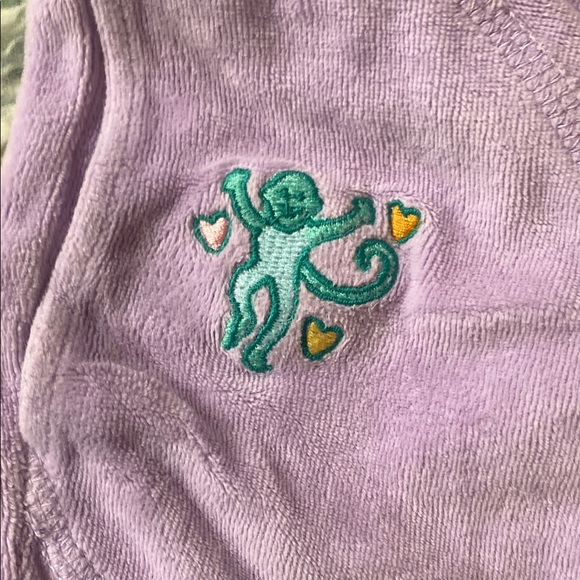 Roller Rabbit Shorts - Picture 2 of 3